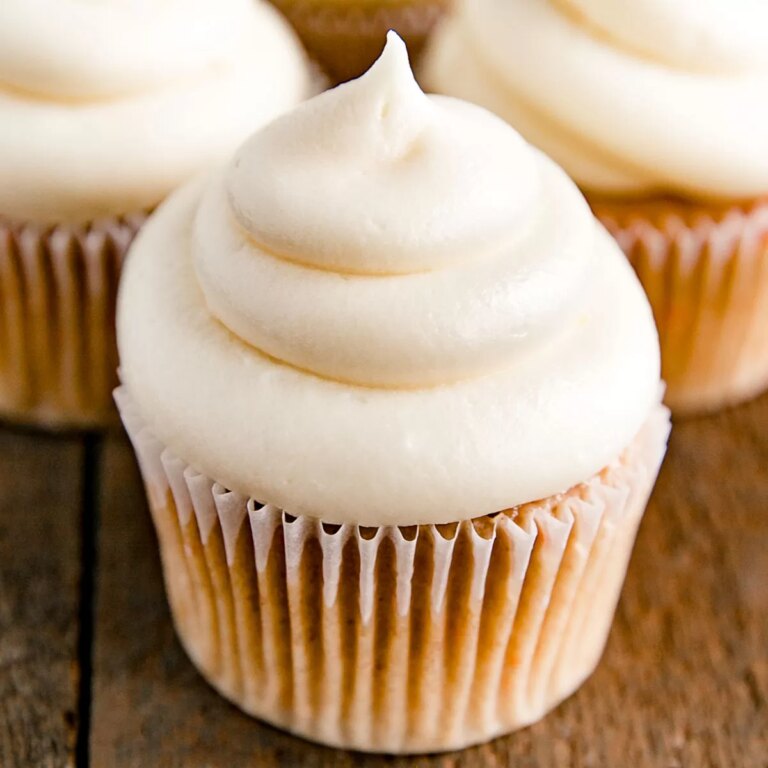 Wie man Frischkäse-Frosting zubereitet