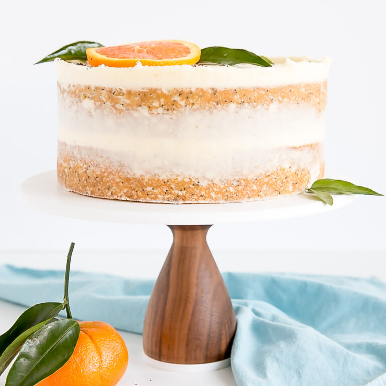 Orangen-Mohnkuchen mit Mascarpone-Frosting