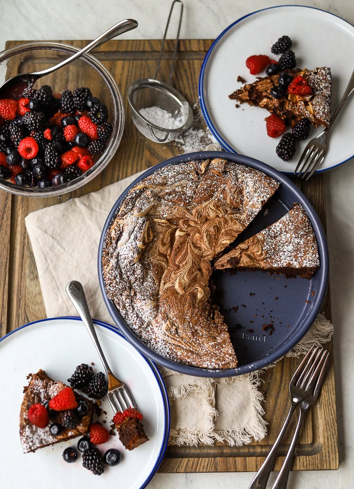 Marmorbiskuitkuchen mit Schokoladenmeringue – Löwenbrot